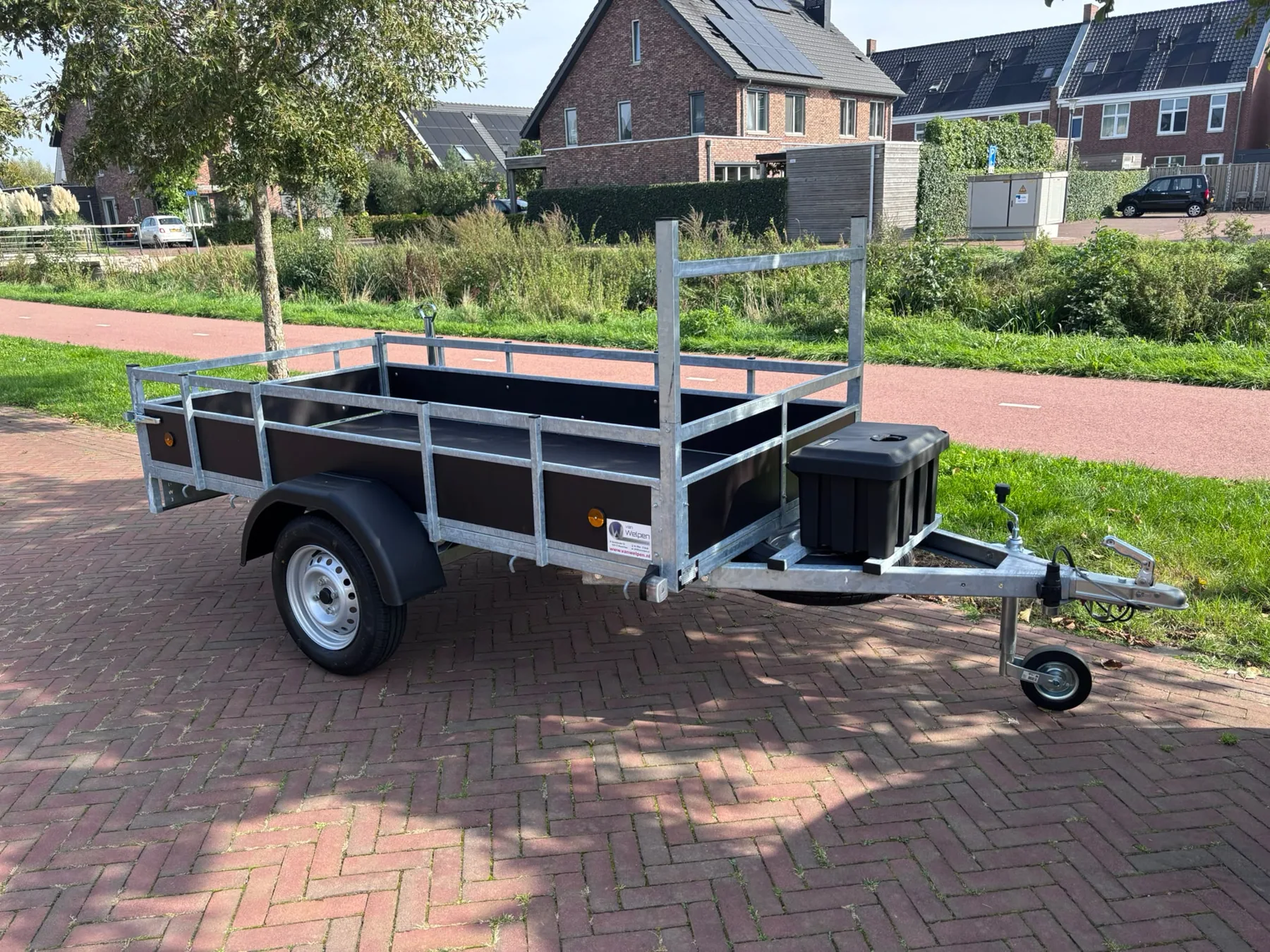 Originele aanhanger te huur in Nijkerk, zijaanzicht